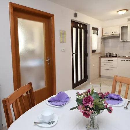 Marija Apartment *