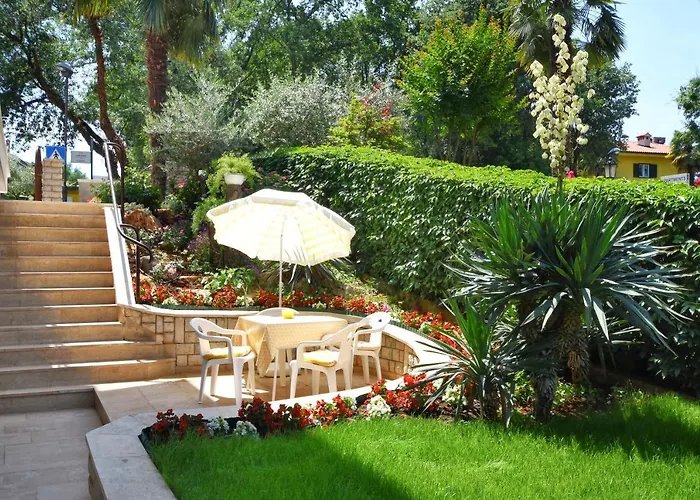 Marija アパート ポレッチ